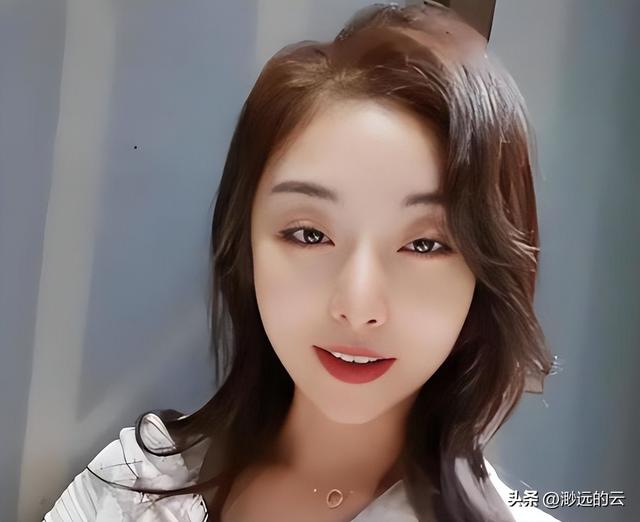 “买英国精子生3娃”的山东女人，8年后现状曝光！如今她后悔不？