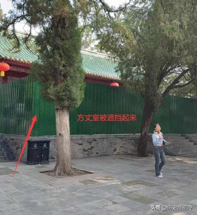 少林寺现状：入口警察排查，方丈室全方位封锁，释永信石碑被遮挡