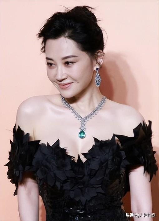 一生“风流成性、老少通吃”，被称女人中极品的她，却56岁还单身