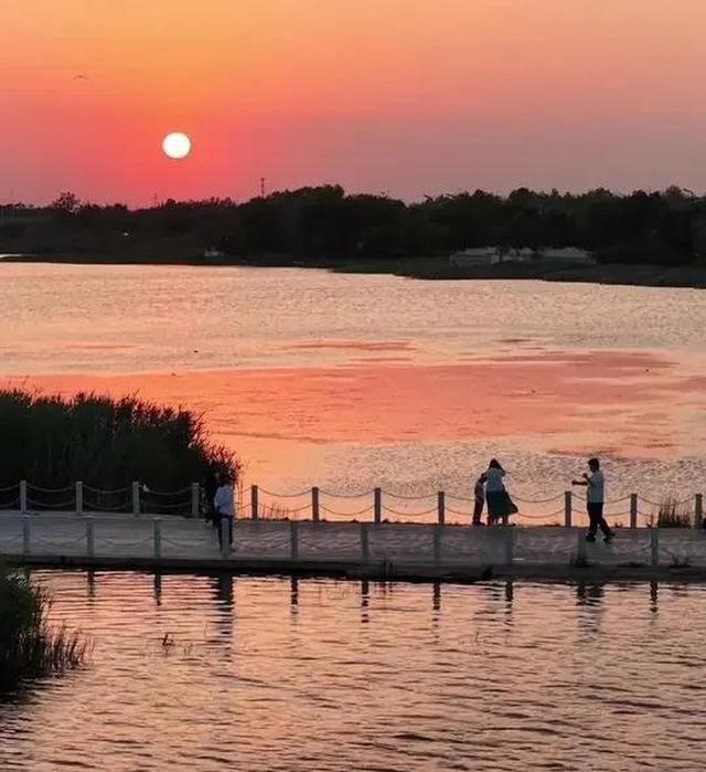 我是河南人，去了河北石家庄，不吹不黑，石家庄比网上评价还要好
