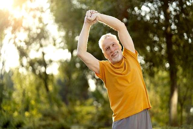 “经常运动”是错的？医生直言：过了50岁，尽量保持6个锻炼习惯