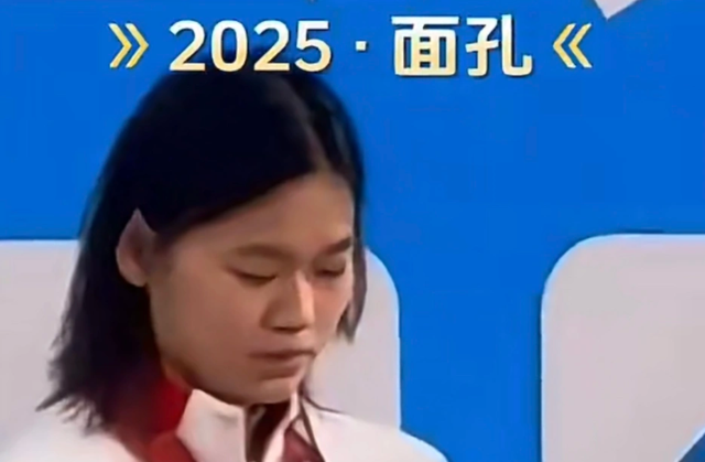 央媒3天2次力挺全红婵！年度难忘面孔:现役运动员唯1入选 复出夺冠