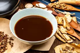 肥胖——一碗“清化刮油汤”，刮走了顽固的内脏脂肪，清热化湿图片