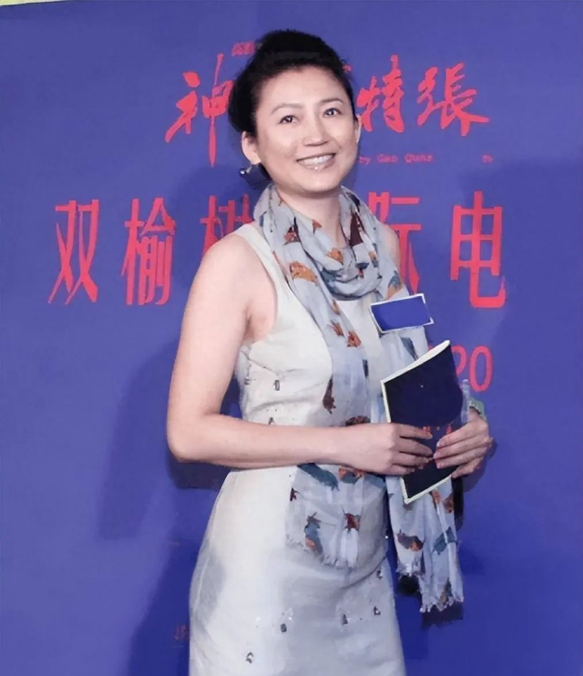 善恶终有报	，57岁央视女主持王小丫，原来早已经走上另一条大路