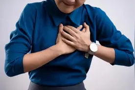 总是胸闷气短心慌憋气，怀疑自己心脏病？主任：少生气就好了！！图片