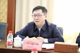 华智峰任江西省公安厅党委委员、政治部主任图片