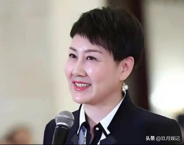 阅兵刚结束没几天，恶心的一幕上演了，这5位明星竟躺着中枪！