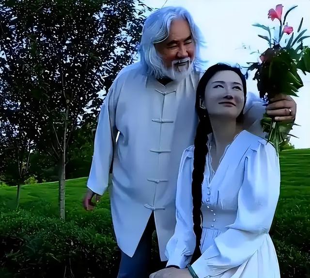 “牡丹花下死	，做鬼也风流”！这一次，74岁的张纪中完全成了笑话