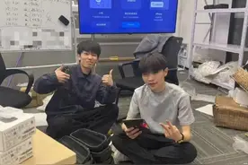 3个月狂赚40多万！杭州大二学生发现闲鱼的秘密，组建团队开公司图片