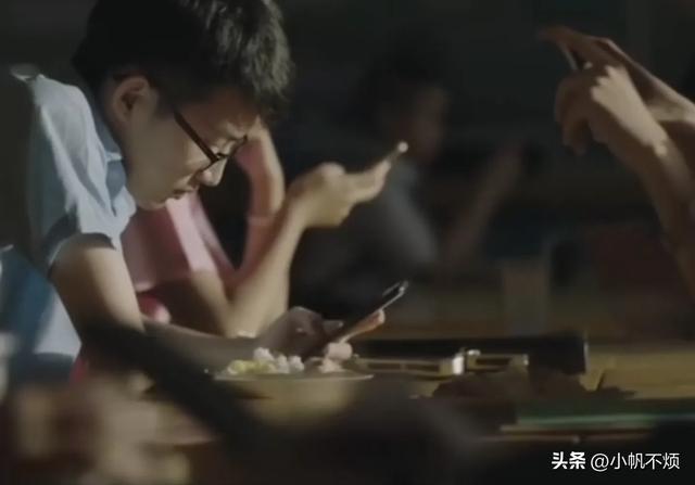 网络热梗吞语言！年轻人咋丢了好好说话的本事？