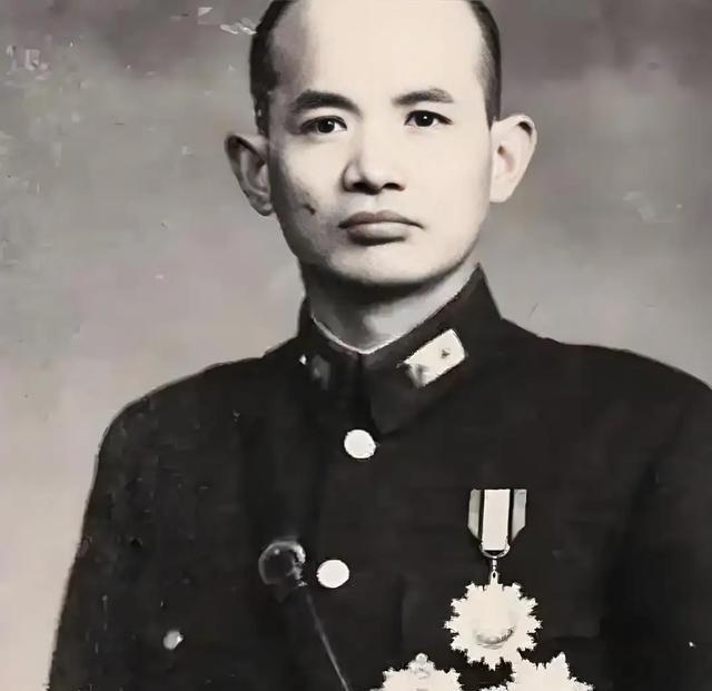 蒋介石遗体已腐烂不堪？守灵三年的侍卫，终于说出慈湖的秘密！