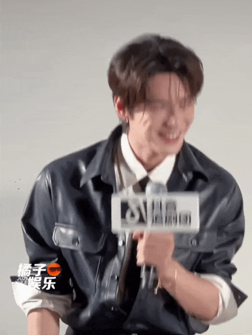 这对姐弟恋…这么甜的吗？我倒看看多好磕？