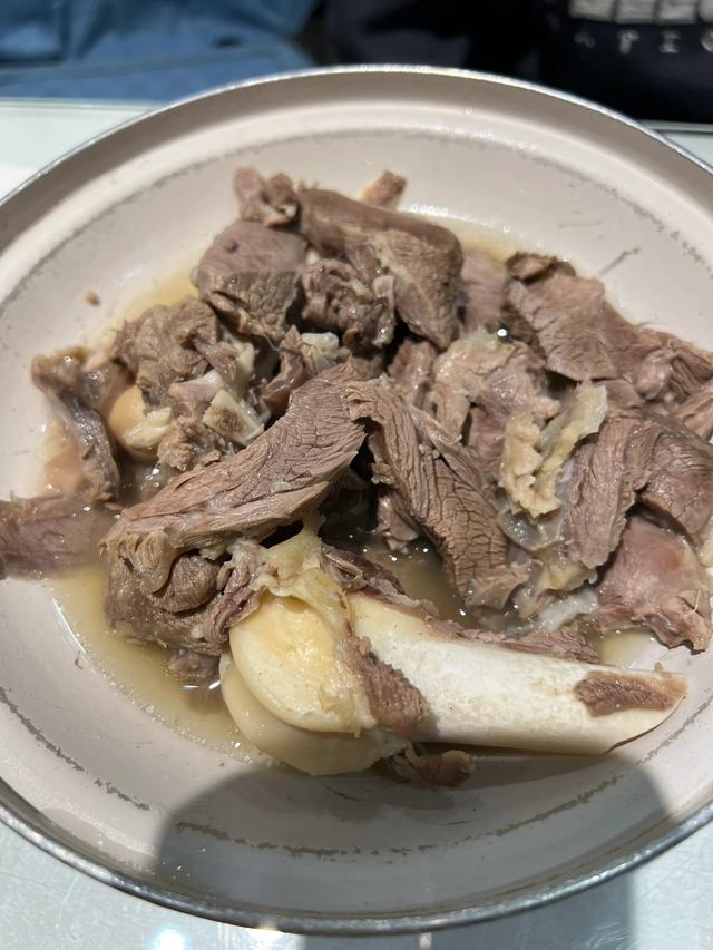 从偏关到巴彦淖尔再到额济纳旗 走最寂寞的沙漠公路 其实一点不寂寞