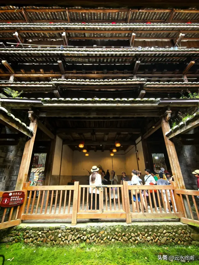 从厦门如何到土楼旅游？看看这些“槽点”与“亮点”，旅行不踩坑