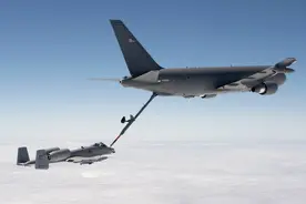 美国空军全球部署的两条大腿，一下子就瘸了一条，被波音坑惨了图片