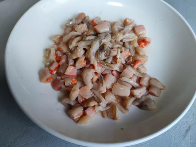 冬至吃饺子	，建议大家：少吃白菜萝卜，多吃4样，养阳暖身庆团圆