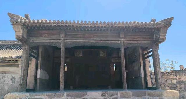 参观游览古代的邮局——河北鸡鸣驿站