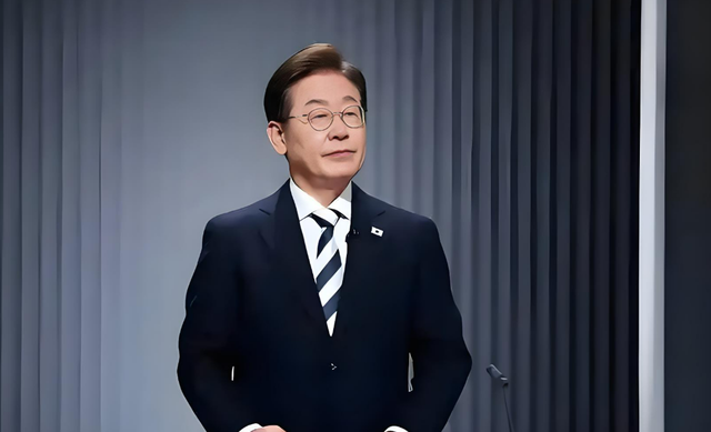 中使馆被围后，沉默半月的李在明，终于决定给我们一个满意交代