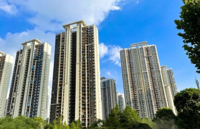 人口告别世界第一？二孩催生无效后，国家终于向住房出手了