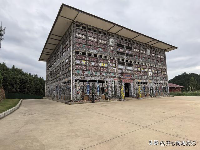 2025年秋老姐俩江西行，景德镇瓷宫，瓷奶奶独有的浪漫