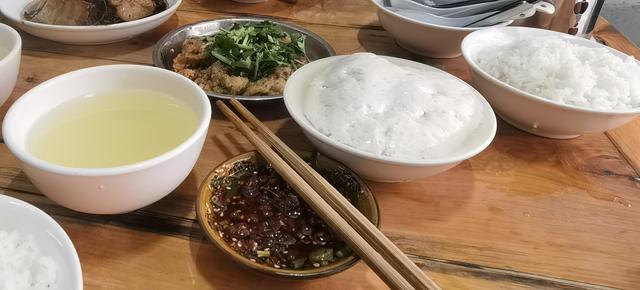 川黔滇4日自驾游（一）：一个生日启动的旅行，富顺豆花蘸水难忘