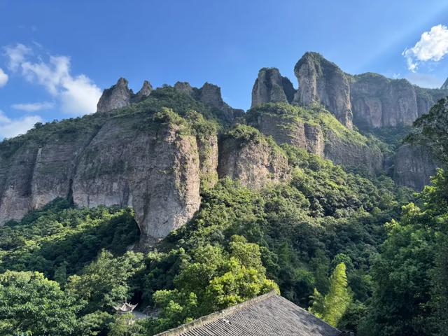 徒步三山五岳：浙江雁荡山！