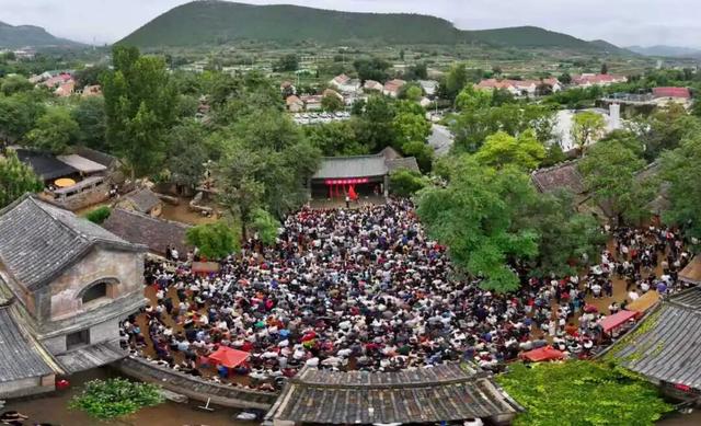 看山东大饼美食争霸赛，如何在临沂嗨2天？文化、美食+温泉奉上