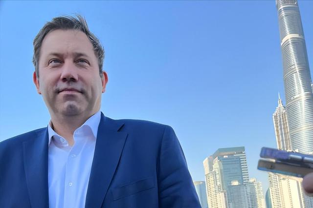 日本话音刚落，又一国介入台海，专机已经离华，要逼中国做3件事