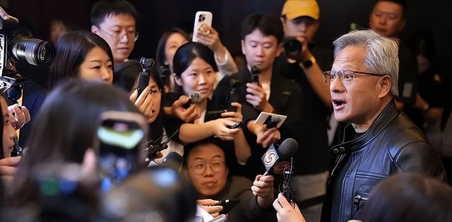 华为的规模之战，用集团之力暴打英伟达，芯片大手反卡老美脖子