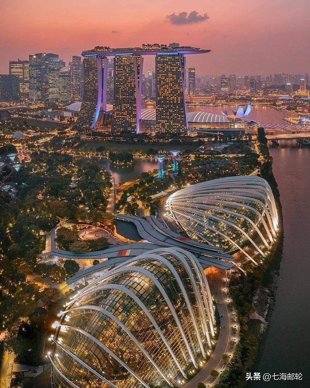 办好退休手续要怎么安排退休生活呢？先来次跨大洋的奢华邮轮旅行