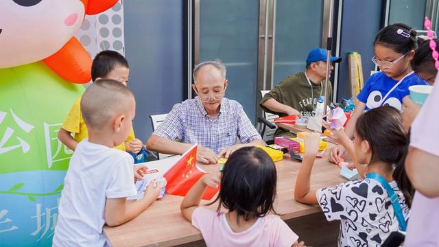 国庆献礼，活力华富 | 近3000人次参与，科创盛宴“一带一路科技文化嘉年华”在华富街道成功举办