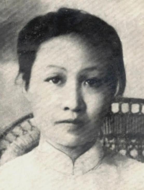 1982年陈掖贤自杀，生前给女儿留下遗言：你奶奶是奶奶，你是你