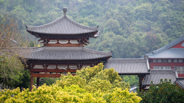年轻人也爱寺庙游？福州这三座免费古刹，历经千年风霜值得一去