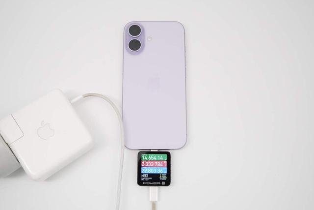 六款苹果原装充电器对决，iPhone 17到底选哪个？
