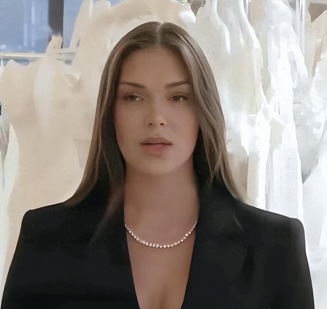 这就是公开辱华的后果！取消冠军头衔只是开始，职业生涯也全毁了