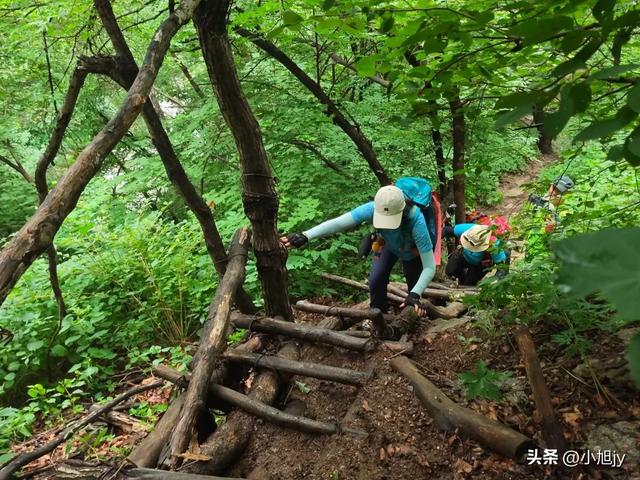 本溪小芹沟—五顶山—大西沟穿越,夏练三伏