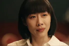 两年婚姻一年出轨，将前夫当小丑，“一尿”成名的她凭啥三封天后图片