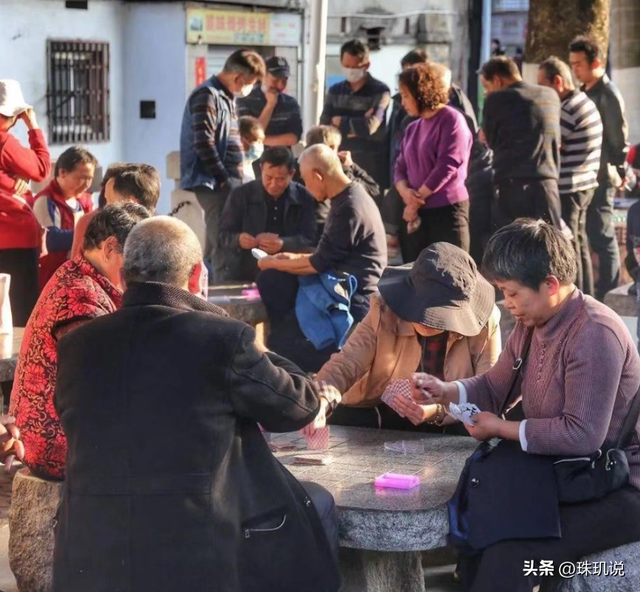 中国将迎来死亡高峰？22年去世1041万人，23年1110万，去年多少？