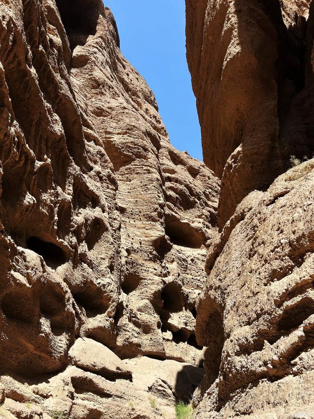黄河岸边，走进神龙谷（峡谷内部）