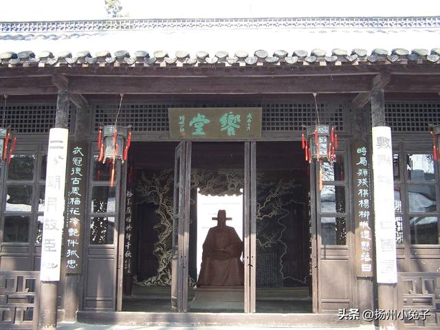 一日逛了几座寺庙，只为欣赏冬日璀璨的美