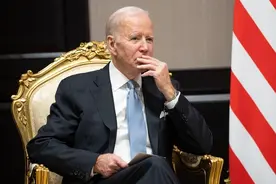 盛极必衰！全球范围美国军力与金融力量逐弱，霸权衰退指日可待图片
