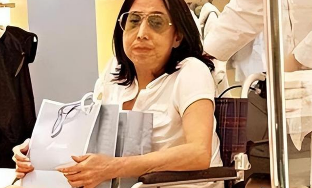 都是豪门嫡长女，把宗馥莉和何超英放一起，差别就出来了