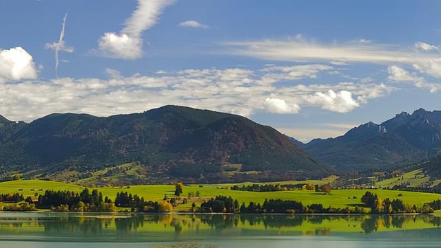 短剧搅动文旅新潮：爆改旅游打卡经济，景点因剧情出圈迎来回头热