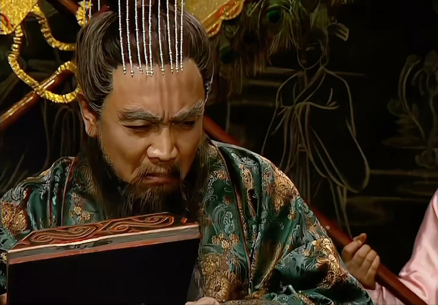 别再被《三国演义》骗了！正史中的关羽，死得比你想的憋屈的多