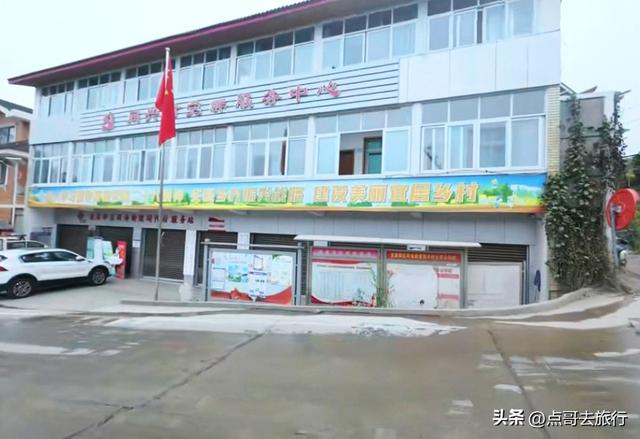 成都龙泉山爆红徒步路线，享受超级梭梭板，大人小孩都喜欢！