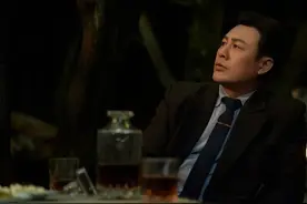 《孤舟》大结局：直到被判死刑，周知非才明白，他被戴先生利用了图片