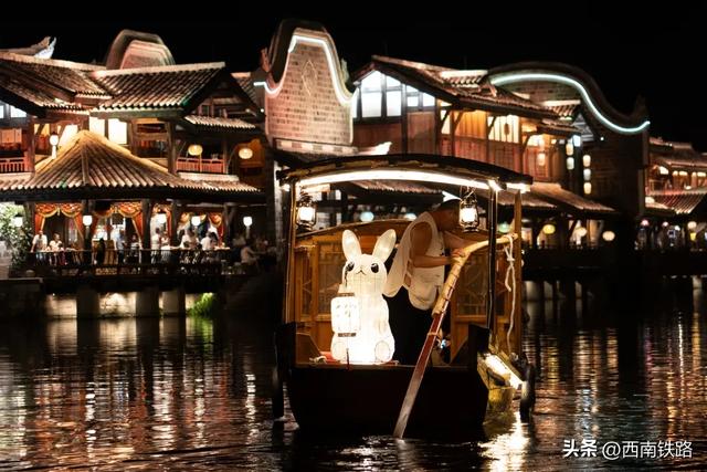 预测要火!高铁直达古镇,这样穿搭更出片