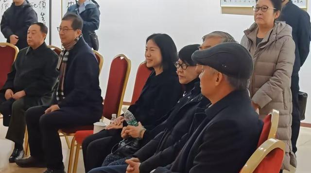 杨振宁去世不到2月，令人担忧的事还是发生	，翁帆近况被曝惹争议