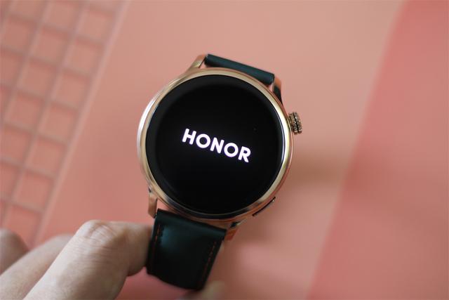 ���������£������������ȣ���������ֱ��кζ���֮����