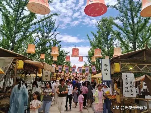 云南有一个很低调的城市火了，最近两年突然飙升成避暑黑马了